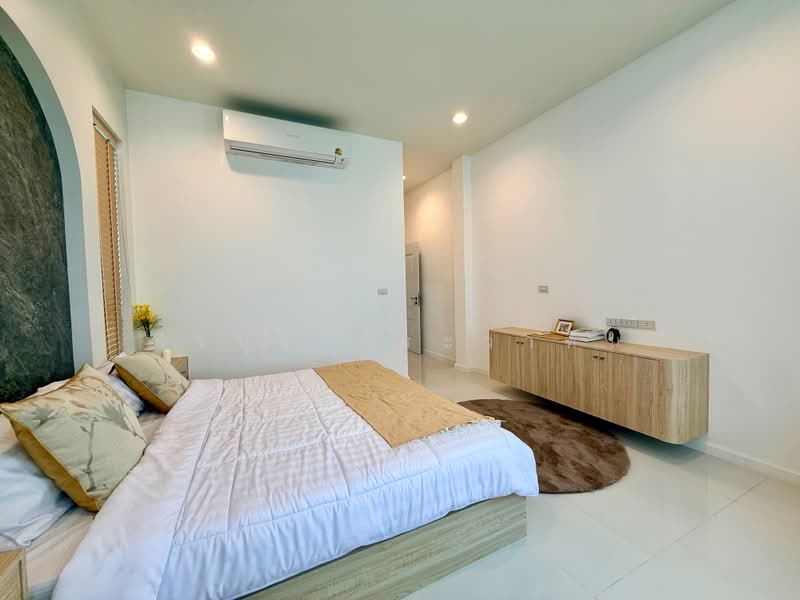 Luxury European-Style Model House For Sale – Parish De Canal, Ratchaburi, เพชรเกษม-โคกหม้อ ซอย 11, Khok Mo, Muang Ratchaburi, Ratchaburi, 3 Bedrooms, 184 sqm, Single Detached House For Sale, by ธีรนุช ธีระวาทิน, 500491056 - DDproperty.com