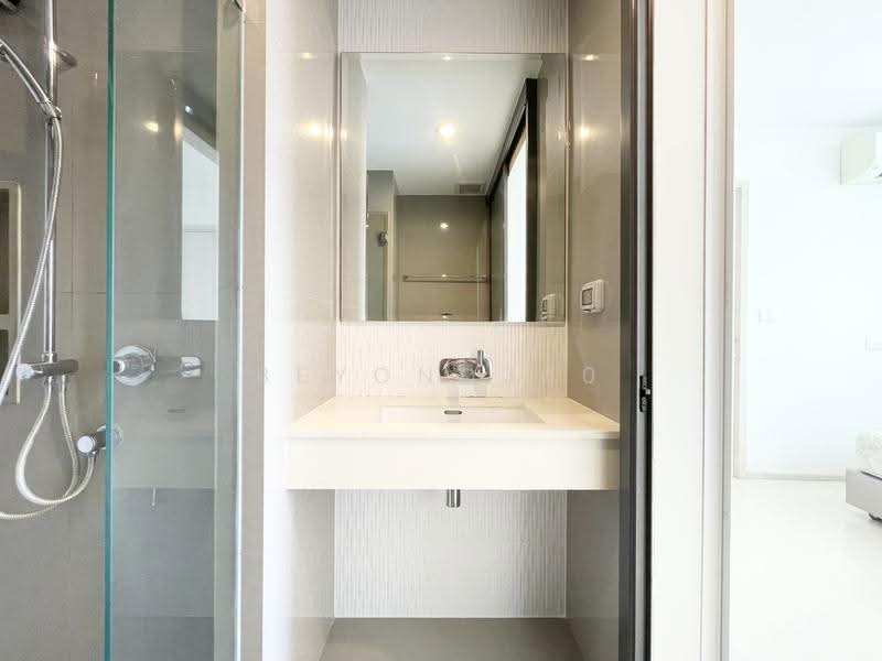 Rhythm Sukhumvit 42, Bangkok, Soi Sukhumvit 42, Sukhumvit Road, Phra Kanong, Khlong Toei, Bangkok, 1 Bedroom, 35 sqm, Condo For Rent, by Beyond360, 500491064 - DDproperty.com