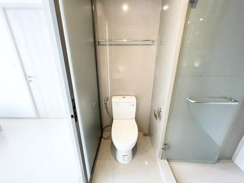 Rhythm Sukhumvit 42, Bangkok, Soi Sukhumvit 42, Sukhumvit Road, Phra Kanong, Khlong Toei, Bangkok, 1 Bedroom, 35 sqm, Condo For Rent, by Beyond360, 500491064 - DDproperty.com