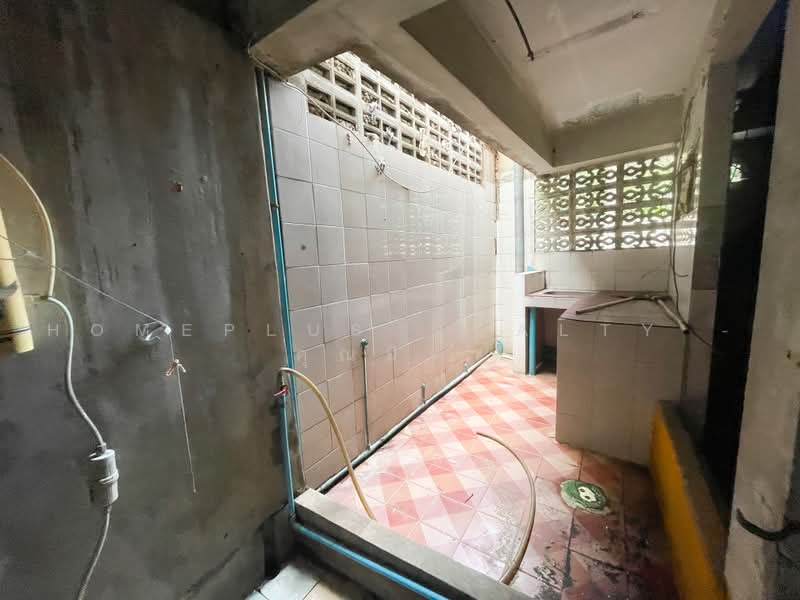 ทาวน์โฮม 2 ชั้น (หลังมุม) บ้านแสนสุข ซอยอุดมสุข 26, Bangkok, Bang Na Nuea, Bang Na, Bangkok, 5 Bedrooms, 190 sqm, Townhouse For Sale, by HOMEPLUS REALTY - คุณมิรา, 500491078 - DDproperty.com