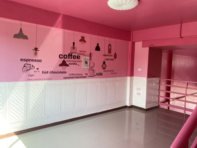 อาคารพาณิชย์ 3.5 ชั้น ต.สามพร้าว : 3.5-Story Comm. Bldg, Udon-Samphrao Rd, Samphrao, Udon Thani, สามพร้าว- อุดรธานี, Sam Phrao, Muang Udon Thani, Udon Thani, , 267 sqm, Shophouse For Sale, by Kulaya Thanapura, 500491090 - DDproperty.com