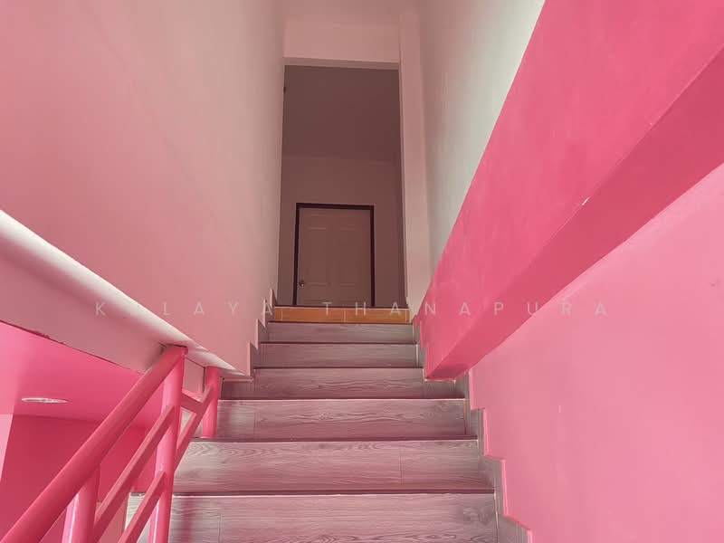อาคารพาณิชย์ 3.5 ชั้น ต.สามพร้าว : 3.5-Story Comm. Bldg, Udon-Samphrao Rd, Samphrao, Udon Thani, สามพร้าว- อุดรธานี, Sam Phrao, Muang Udon Thani, Udon Thani, , 267 sqm, Shophouse For Sale, by Kulaya Thanapura, 500491090 - DDproperty.com