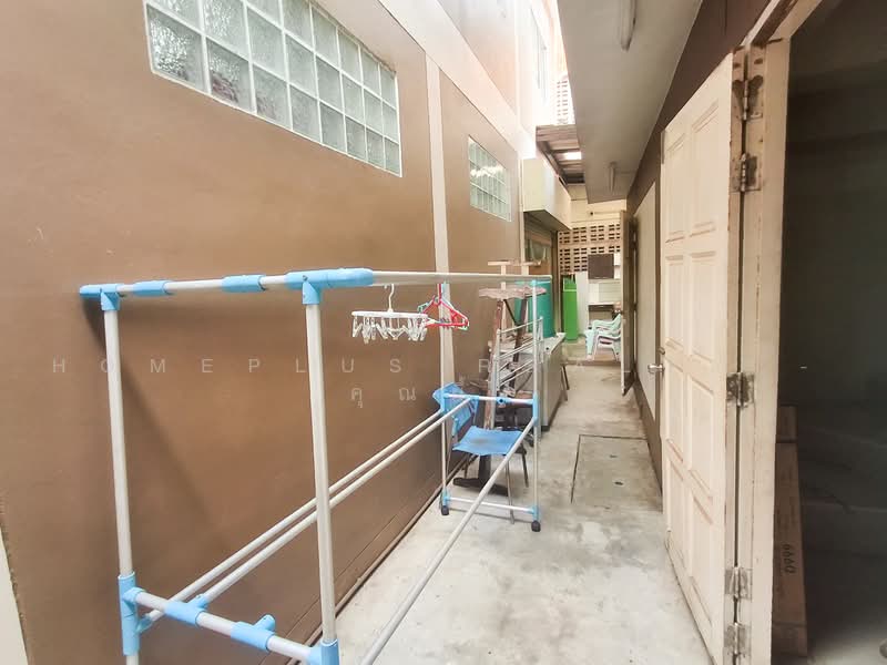 อาคารพาณิชย์ 6 คูหา ถนนสุขุมวิท ใกล้โรบินสัน ศรีราชา, Chon Buri (Pattaya), สุขุมวิท, Si Racha, Chon Buri (Pattaya), , 1,500 sqm, Shophouse For Sale, by HOMEPLUS REALTY - คุณผึ้ง, 500491094 - DDproperty.com