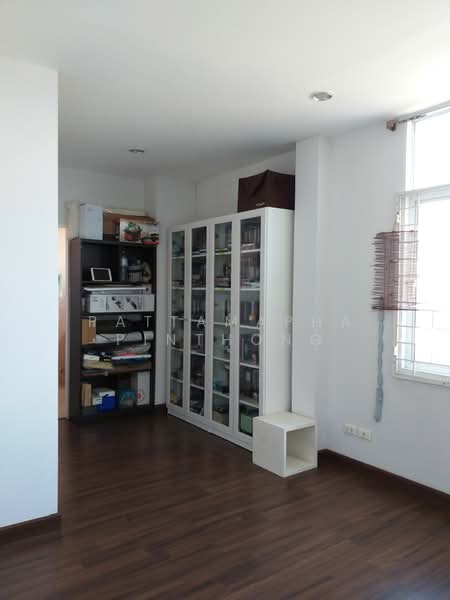 Baan Rawipa Udomsuk, Bangkok, อุดมสุข, Bang Chak, Phra Khanong, Bangkok, 5 Bedrooms, 263 sqm, Townhouse For Sale, by Pattamapha Pinthong, 500491103 - DDproperty.com