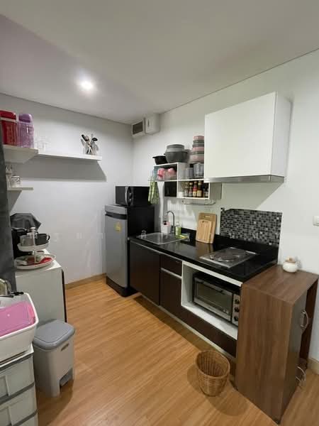 Suntara Residence : ซันทารา เรสซิเดนซ์, ชลบุรี, 149 ถนนอัสสัมชัญ, สุรศักดิ์, ศรีราชา, ชลบุรี, 48 ตร.ม., คอนโด ขาย, โดย ณัฐยา ศิริฐานนท์, 500491108 - DDproperty.com