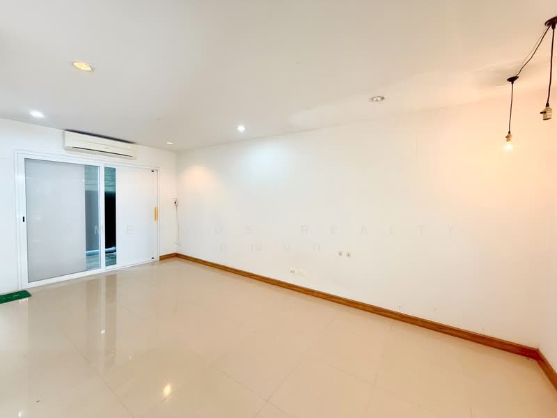 Pruksa Town Nexts Ramindra-Wongwaen : พฤกษาทาวน์ เน็กซ์ รามอินทรา-วงแหวนฯ, กรุงเทพ, ถนนพระยาสุเรนทร์, บางชัน, คลองสามวา, กรุงเทพ, 72 ตร.ม., ทาวน์เฮ้าส์ ขาย, โดย HOMEPLUS REALTY - คุณนก, 500491122 - DDproperty.com
