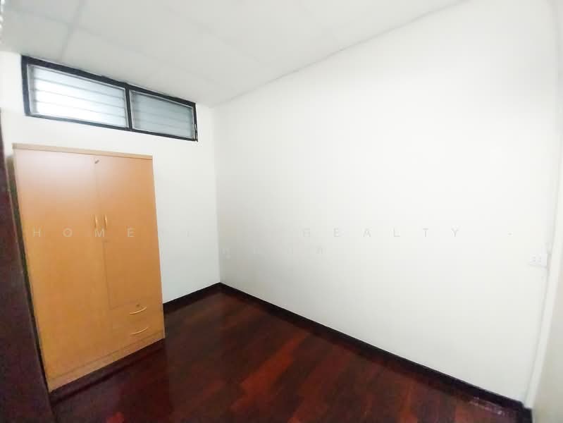 Townhouse for Rent 2 Floors Sosunakhon Village Bang Khun Thian, Bangkok, Tha Kham, Bang Khun Thian, Bangkok, 2 Bedrooms, 68 sqm, Townhouse For Rent, by HOMEPLUS REALTY - คุณนิล, 500491136 - DDproperty.com