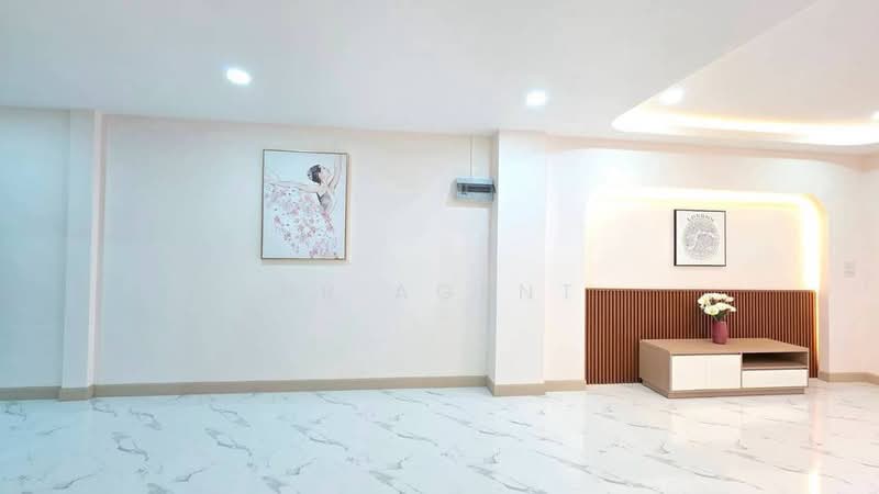 Imperial Place : อิมพีเรียล เพลส, นนทบุรี, พิมลราช, บางบัวทอง, นนทบุรี, 100 ตร.ม., ทาวน์เฮ้าส์ ขาย, โดย NR AGENT, 500491142 - DDproperty.com