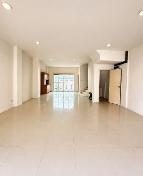 Home Office for Rent at Silk Suksawat Prime Location Near MRT Rat Burana (SPSEVE2243), Bangkok, สุขสวัสดิ์, Rat Burana, Bangkok, , 230 sqm, Shophouse For Rent, by Khun EVE, 500491147 - DDproperty.com