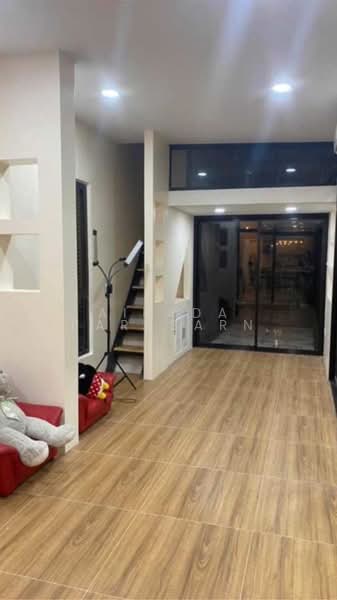 Pleno Rama 9 Krungthep Kreetha, Bangkok, Soi Kanchanaphisek 25 Yeak 1, Saphan Sung, Bangkok, 5 Bedrooms, 310 sqm, Townhouse For Rent, by Airada Parasarn, 500491163 - DDproperty.com