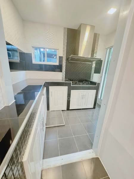 TYME Rama 5, Nonthaburi, Bang Kruai - Sai Noi Road, Bang Kruai, Nonthaburi, 4 Bedrooms, 120 sqm, Townhouse For Sale, by NR AGENT, 500491179 - DDproperty.com