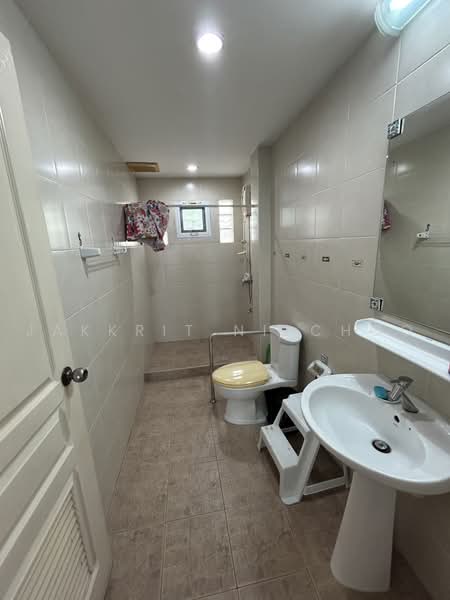 บ้านเดี่ยว เนื้อที่ 104ตรว. ลาดพร้าว87, Bangkok, Lat Phrao, Bangkok, 4 Bedrooms, 220 sqm, Single Detached House For Sale, by Jakkrit Nilchoo, 500491183 - DDproperty.com