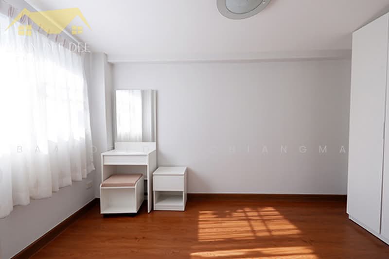 บ้านให้เช่า – ใกล้โรงเรียนนานาชาตินครพายัพ เพียง 5 นาที ค่าเช่า 35,000 บาท / เดือน No.5H505, เชียงใหม่, สันผีเสื้อ, เมืองเชียงใหม่, เชียงใหม่, 150 ตร.ม., บ้านเดี่ยว ให้เช่า, โดย Baandeedee Chiangmai, 500491191 - DDproperty.com