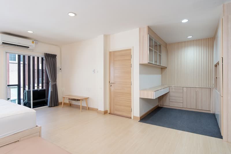 Pradya Home Sathu 34, Bangkok, Sathupradit 34, Bang Pong Pang, Yan Nawa, Bangkok, 3 Bedrooms, 200 sqm, Townhouse For Rent, by ปรินทร์ญาดา ชิณโชติ, 500491195 - DDproperty.com
