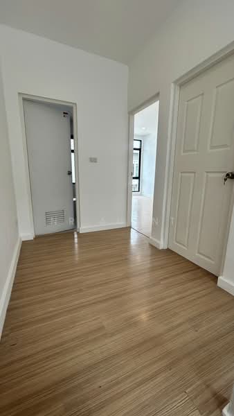 Six Nature Ekkachai 64/5, Bangkok, Bang Bon, Bangkok, 3 Bedrooms, 184 sqm, Townhouse For Sale, by NR AGENT, 500491203 - DDproperty.com