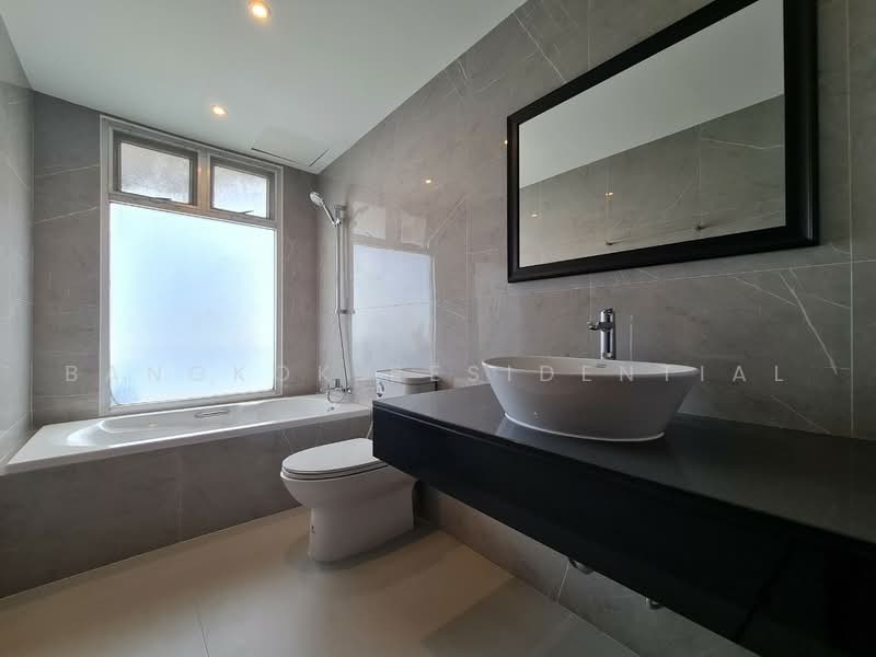 Newton Tower, Bangkok, Soi Sukhumvit 6, Khlong Toei, Bangkok, 2 Bedrooms, 198 sqm, Condo For Rent, by Bangkok Residential, 500491209 - DDproperty.com