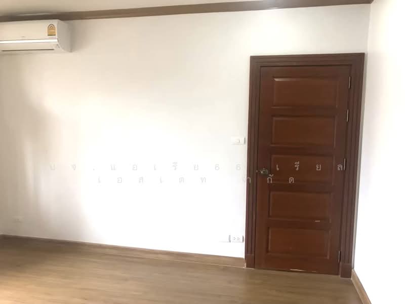 Baan Klang Krung Resort (Ratchada 7) : บ้านกลางกรุงรีสอร์ท รัชดา ซอย7, กรุงเทพ, 7 ซอย รัชดาภิเษก, ดินแดง, กรุงเทพ, 61 ตร.ม., คอนโด ขาย, โดย บจ.แอเรีย66 เรียล เอสเตท จำกัด, 500491261 - DDproperty.com