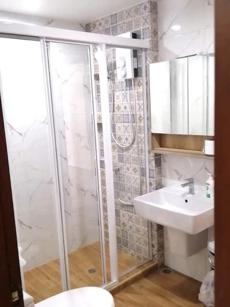 Baan Klang Krung Resort (Ratchada 7), Bangkok, 7 Ratchadaphisek Road, Din Daeng, Bangkok, 1 Bedroom, 61 sqm, Condo For Sale, by AREA66 Real Estate Co.,Ltd, 500491261 - DDproperty.com