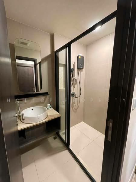 XT Huaikhwang, Bangkok, 244 Ratchadaphisek Road, Huai Khwang, Bangkok, 1 Bedroom, 30 sqm, Condo For Rent, by Holtop Property, 500491264 - DDproperty.com