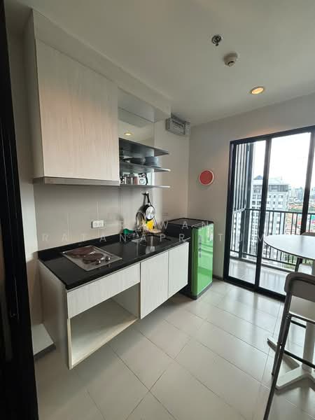 The Base Park East Sukhumvit 77, Bangkok, 99 Soi Pridi Banomyong 2, Phra Kanong Nua, Watthana, Bangkok, 1 Bedroom, 31 sqm, Condo For Sale, by Orawan Ratanapratum, 500491278 - DDproperty.com