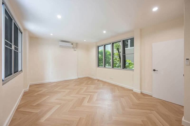 Detached Home Chatuchak-Ladprao, Bangkok, ซอย วิภาวดีรังสิต 5, Jom Phon, Chatuchak, Bangkok, 5 Bedrooms, 375 sqm, Single Detached House For Rent, by ปรินทร์ญาดา ชิณโชติ, 500491289 - DDproperty.com