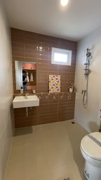 Anasiri Songprapha, Bangkok, 38 Soi Wat Weluwanaram18, Donmueng, Si Khan, Don Mueang, Bangkok, 4 Bedrooms, 177 sqm, Single Detached House For Sale, by Nattapich Chisayapong, 500491290 - DDproperty.com
