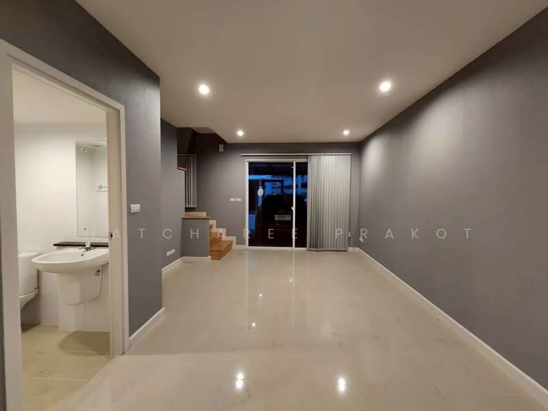 The Plant Citi Chaengwatthana, Nonthaburi, Popular Road, Ban Mai, Pak Kret, Nonthaburi, 3 Bedrooms, 72 sqm, Townhouse For Rent, by Phatcharee Prakot, 500491293 - DDproperty.com