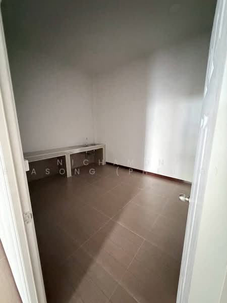 ให้เช่าโรงงานสร้างใหม่ ยังไม่เคยใช้งาน ผังสีม่วง พื้นที่1ไร่ 80ตรว. อ.กระทุ่มแบน สมุทรสาคร, Samut Sakhon, Om Noi, Krathum Baen, Samut Sakhon, , 600 sqm, Warehouse/Factory For Rent, by Nichamon Buasong (Pheung), 500491331 - DDproperty.com