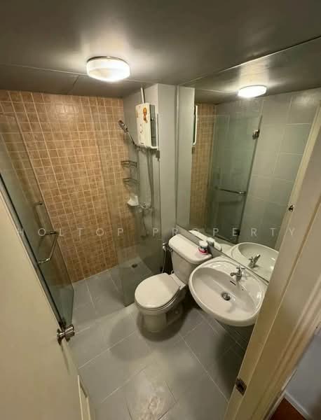 Lumpini Township Rangsit-Klong 1, Pathum Thani, 28 Rangsit-Nakhon Nayok Road, Khlong Chet, Khlong Luang, Pathum Thani, 2 Bedrooms, 43 sqm, Condo For Rent, by Holtop Property, 500491334 - DDproperty.com