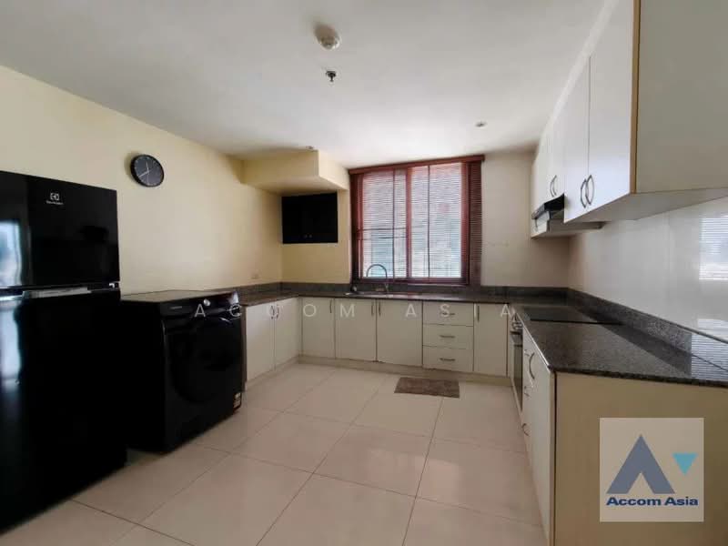 Lake Green, Bangkok, 199 Sukhumvit Soi 8, Khlong Toei, Bangkok, 3 Bedrooms, 143 sqm, Condo For Rent, by Accom Asia, 500491340 - DDproperty.com