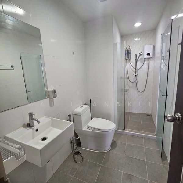J Condo Sathorn-Kallaprapruk, Bangkok, Kallapaphruek Road, Bang Khae, Bangkok, 1 Bedroom, 37 sqm, Condo For Rent, by Mai Thanakit, 500491370 - DDproperty.com