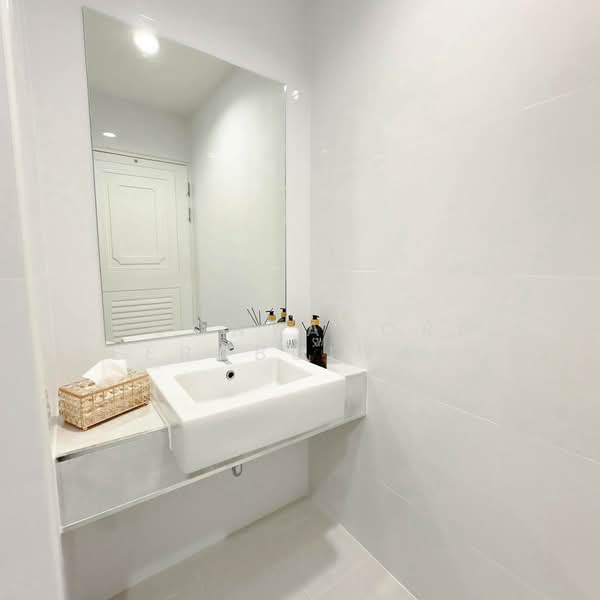 A Space Asoke-Ratchada, Bangkok, 624 Asoke-Dindaeng Road, Din Daeng, Bangkok, 1 Bedroom, 35 sqm, Condo For Sale, by Poonyaporn Veerabulyarit, 500491389 - DDproperty.com