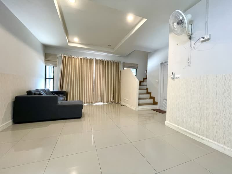 The Modish Ratchaphruek-Kanchanapisek, Pathum Thani, Ratchaphruek 77 Road, Khlong Phra Udom, Lat Lum Kaeo, Pathum Thani, 4 Bedrooms, 150 sqm, Townhouse For Sale, by Niwet kusol, 500491411 - DDproperty.com