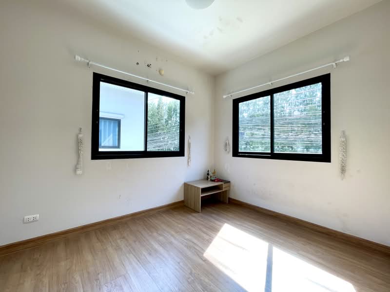 The Modish Ratchaphruek-Kanchanapisek, Pathum Thani, Ratchaphruek 77 Road, Khlong Phra Udom, Lat Lum Kaeo, Pathum Thani, 4 Bedrooms, 150 sqm, Townhouse For Sale, by Niwet kusol, 500491411 - DDproperty.com