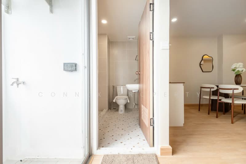 Supattra Condotel, Bangkok, Soi Udomsuk 30, Bang Na, Bangkok, 2 Bedrooms, 68 sqm, Condo For Sale, by Connex Property, 500491429 - DDproperty.com