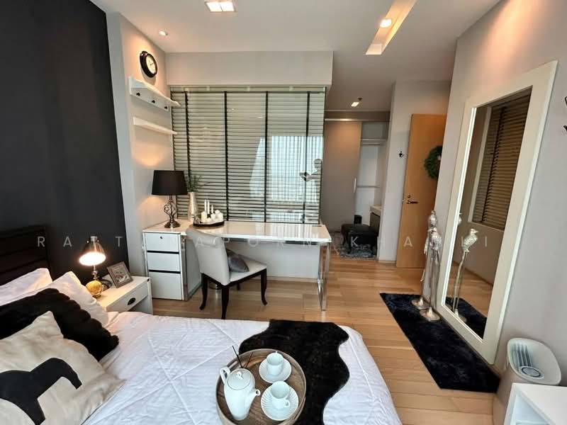 Siri At Sukhumvit, Bangkok, 902 Sukhumvit Road, Phra Kanong, Khlong Toei, Bangkok, 2 Bedrooms, 70 sqm, Condo For Rent, by Rattanaporn Khamlit, 500491434 - DDproperty.com