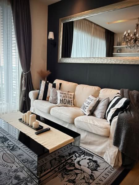 Siri At Sukhumvit, Bangkok, 902 Sukhumvit Road, Phra Kanong, Khlong Toei, Bangkok, 2 Bedrooms, 70 sqm, Condo For Rent, by Rattanaporn Khamlit, 500491434 - DDproperty.com