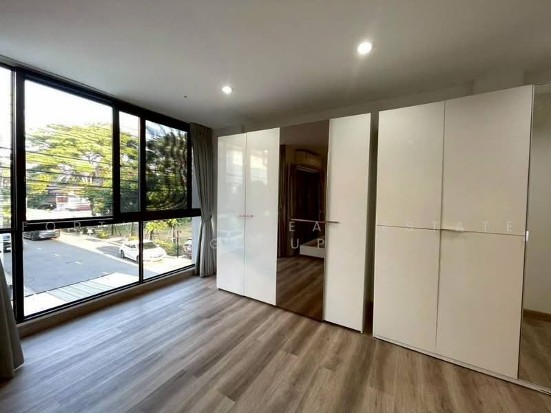 Prime Kaset Nawamin, Bangkok, Prasert Manoonkit Road, Lat Phrao, Bangkok, 4 Bedrooms, 180 sqm, Townhouse For Rent, by Forty-Six Real Estate Group, 500491501 - DDproperty.com