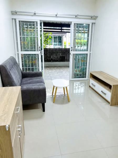 ไม่พบโครงการ, Samut Prakan, คู่ขนานบางนา-ตราด, Bangphli Yai, Bang Plee, Samut Prakan, 3 Bedrooms, 140 sqm, Townhouse For Rent, by ณัฐพงศ์ สุนทรอรุณ, 500491529 - DDproperty.com