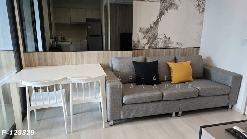 Noble Around Sukhumvit 33, Bangkok, 17 Soi Sukhumvit 33, Khlong Tan Nua, Watthana, Bangkok, 1 Bedroom, 27 sqm, Condo For Rent, by Nichaphat Sakunchayapha, 500491549 - DDproperty.com