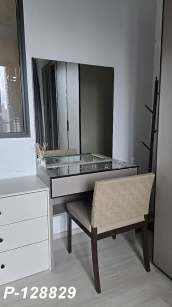 Noble Around Sukhumvit 33, Bangkok, 17 Soi Sukhumvit 33, Khlong Tan Nua, Watthana, Bangkok, 1 Bedroom, 27 sqm, Condo For Rent, by Nichaphat Sakunchayapha, 500491549 - DDproperty.com