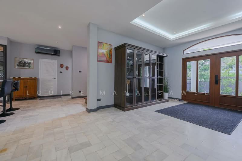 Sukhumvit Garden City 2, Bangkok, Bang Chak, Phra Khanong, Bangkok, 5 Bedrooms, 300 sqm, Townhouse For Rent, by Louise Manatsawee, 500491561 - DDproperty.com
