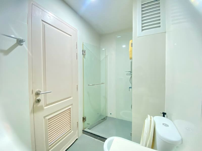 The Unique Ladprao 26, Bangkok, 26 Soi Ladprao 26, Jom Phon, Chatuchak, Bangkok, 2 Bedrooms, 40 sqm, Condo For Rent, by Louise Manatsawee, 500491573 - DDproperty.com