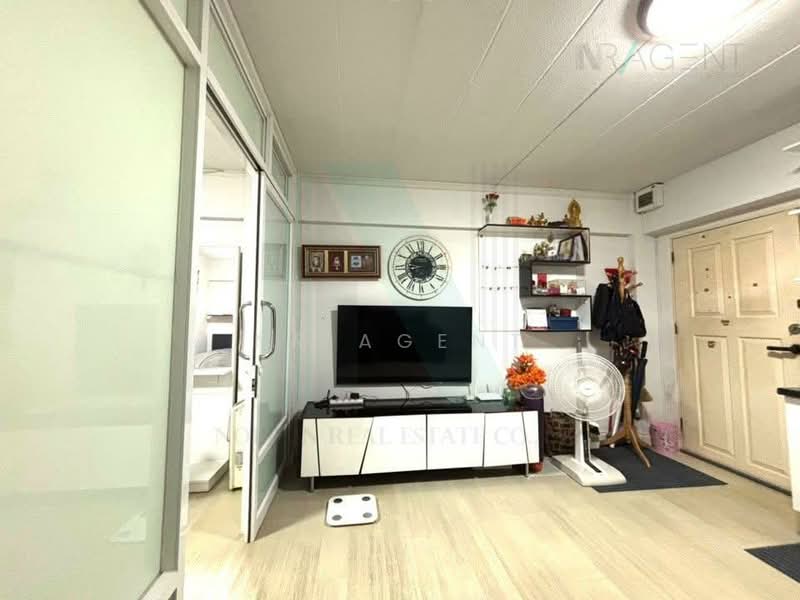 Ratchada City Condominium, Bangkok, 98 Pracha Rat Bamphen 7 Alley, Huai Khwang, Bangkok, 1 Bedroom, 32 sqm, Condo For Sale, by NR AGENT, 500491595 - DDproperty.com