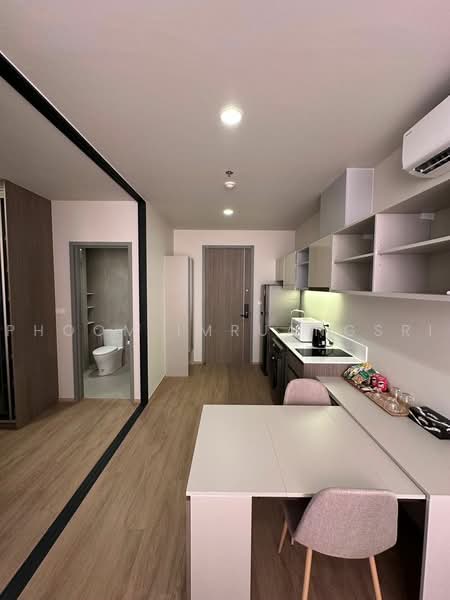The Issara Sathorn, Bangkok, ถนนจันทน์, Thung Maha Mek, Sathon, Bangkok, 1 Bedroom, 33 sqm, Condo For Rent, by Phoom Imruangsri, 500491605 - DDproperty.com