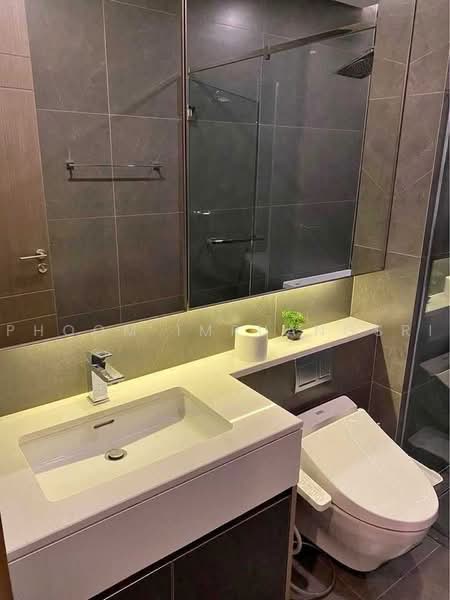 The Esse at Singha Complex, Bangkok, 1788 New Petchaburi Rd, Khlongtoei Nua, Watthana, Bangkok, 1 Bedroom, 47 sqm, Condo For Rent, by Phoom Imruangsri, 500491626 - DDproperty.com