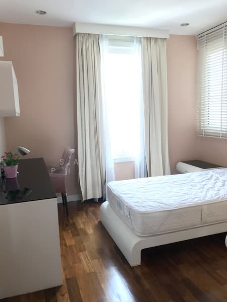 Baan Siri 24, Bangkok, 39 Sukhumvit 24 Alley, Khong Tan, Khlong Toei, Bangkok, 2 Bedrooms, 98 sqm, Condo For Sale, by Sasithon Phonchuai, 500491642 - DDproperty.com
