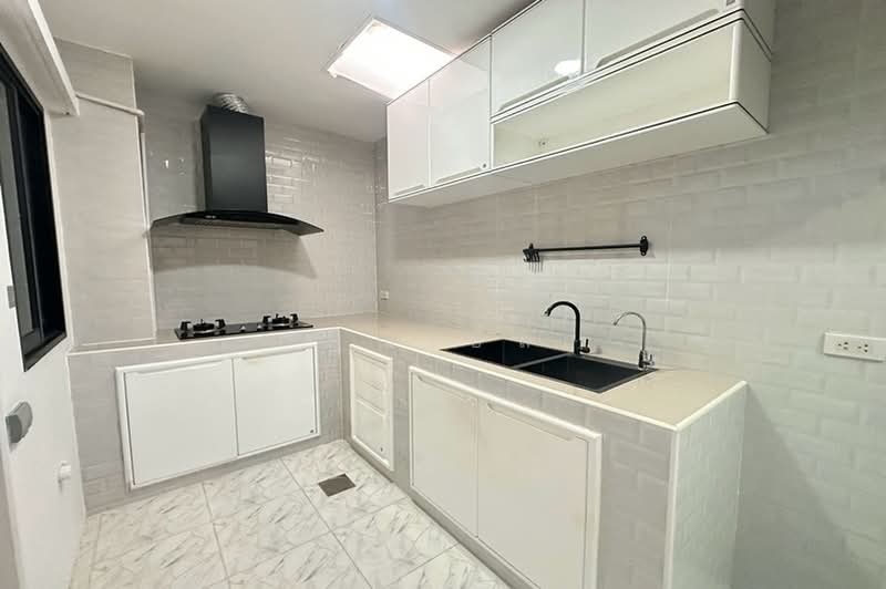 Brighton Khukhot Station : ไบรตัน คูคต สเตชั่น, Pathum Thani, ถนนลำลูกกา 13, Khu Khot, Lam Luk Ka, Pathum Thani, 3 Bedrooms, 140 sqm, Single Detached House For Sale, by คุณเปิ้ล, 500491707 - DDproperty.com