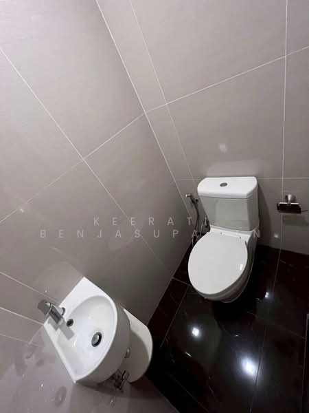 Park Origin Phrom Phong (Park 24), Bangkok, 68 Soi Sukhumvit 24, Khong Tan, Khlong Toei, Bangkok, 1 Bedroom, 26 sqm, Condo For Sale, by Keerati Benjasupawan, 500491736 - DDproperty.com