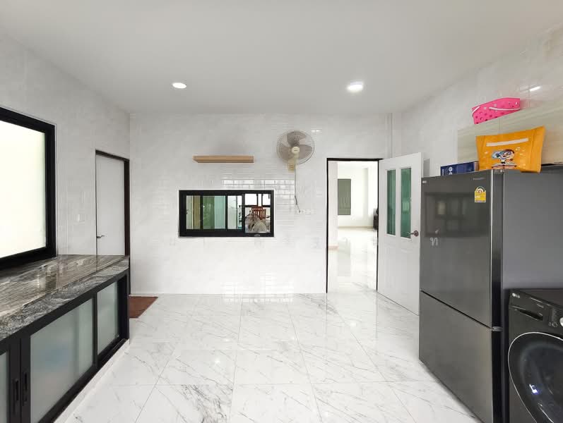 หมู่บ้านศิริถาวร อ้อมใหญ่, Nakhon Pathom, ซ.สันติโชติ, Om Yai, Sam Phran, Nakhon Pathom, 3 Bedrooms, 280 sqm, Single Detached House For Sale, by ณัฐยา ศิริฐานนท์, 500491782 - DDproperty.com